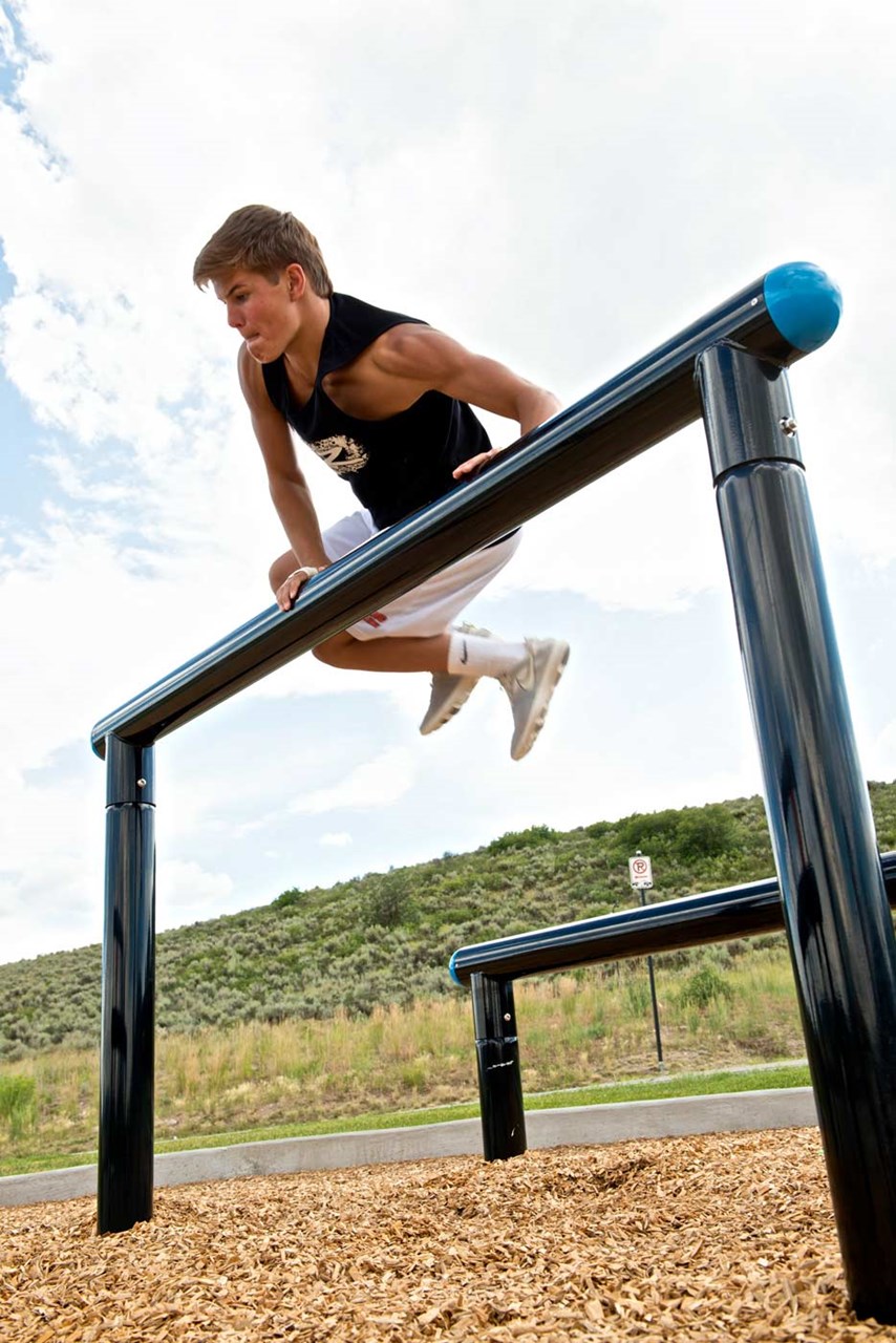 Picture of MoveStrong FitGround Over Under Horizontal Post - Outdoor Equipment