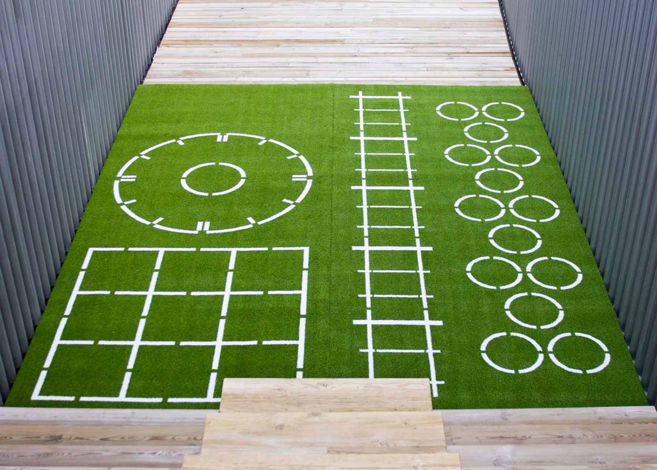 Picture of PaviGym Custom Turf 2.0 Square-Web 2 x 4,8 m H. 22 mm mit Markierungen