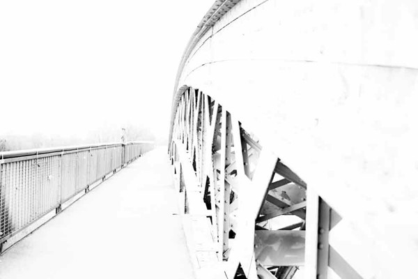 Bild von Brücke 0005 Bild auf Fotoleinwand - 120 x 80 cm - Holzkeilrahmen 