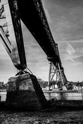 Bild von Brücke 0013 Bild auf Fotoleinwand - 120 x 80 cm - Holzkeilrahmen 