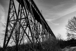 Bild von Brücke 0056 Bild auf Fotoleinwand - 120 x 80 cm - Holzkeilrahmen 